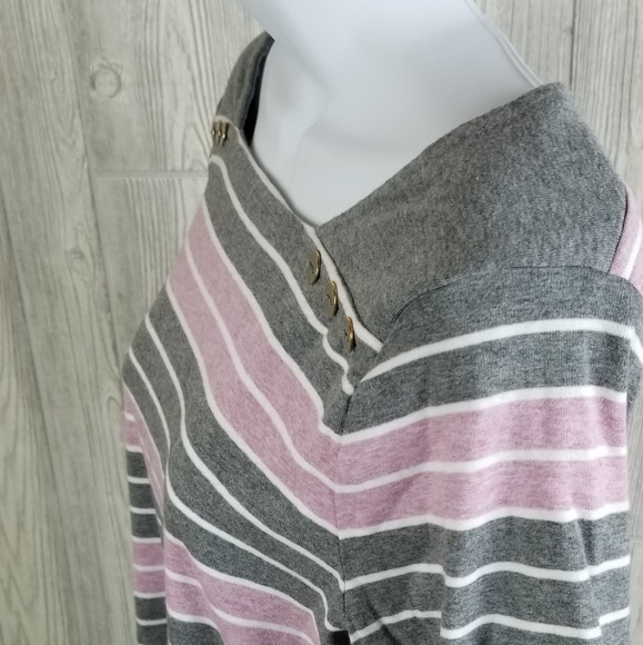 3 / $15 Croft & Barrow Top - Picture 4 of 6